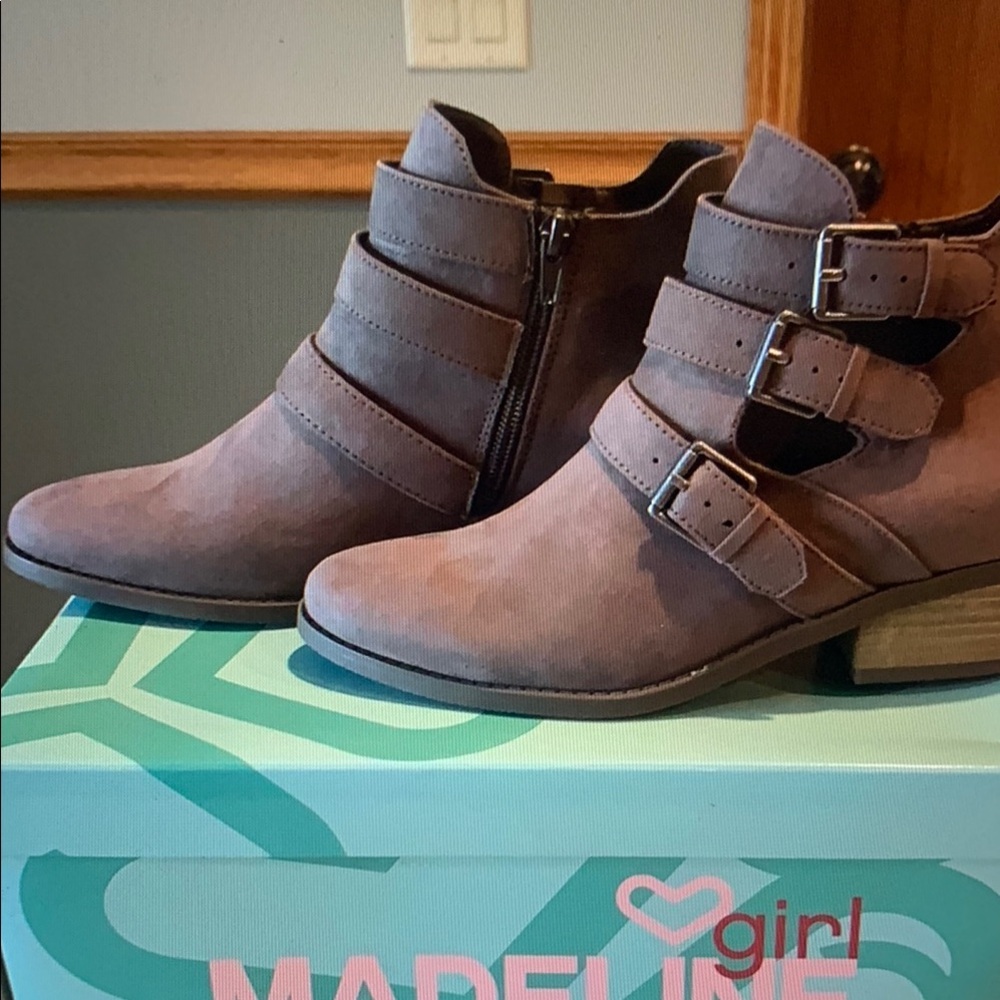 Madeline Girl Priss Brown Ankle Boots with Buckle Detail, size 7.5. NWT
